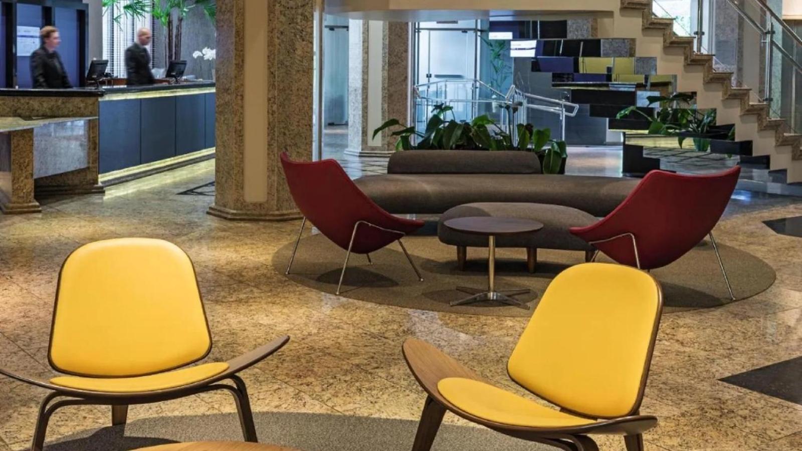 Apart Hotel Moderno Em Joinville Eksteriør billede