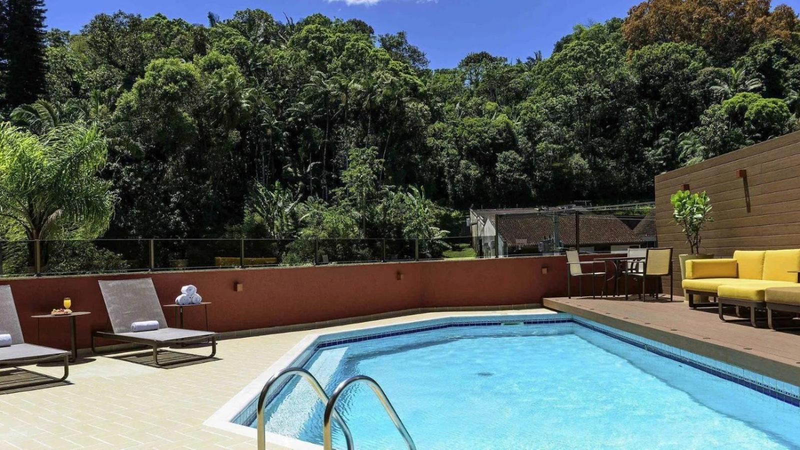 Apart Hotel Moderno Em Joinville Eksteriør billede